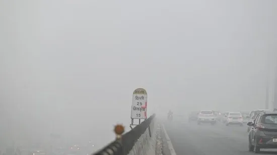 The Delhi Gurgaon Expressway on Thursday morning 1768206446516 1768206451739