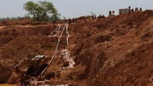 gold mine collapse: স্বর্ণের খনি ধসে সুদানে মৃত ৬ 13 gold mine collapse: স্বর্ণের খনি ধসে সুদানে মৃত ৬