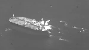 4j2su9qo niovi oil tanker 625x300 03 May 23