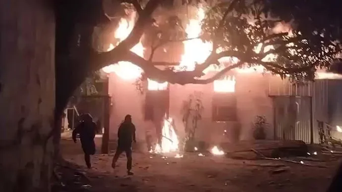 fearing further violence many villagers fled with essential belongings to safer areas 103027144