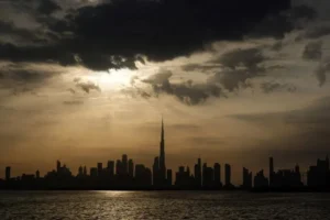 UAE closes airspace: অস্থায়ীভাবে নিজেদের আকাশসীমা বন্ধ করল আমিরাত 12 1773711686 d99119ca42e35bfa7fbc7fba9ab1d88a