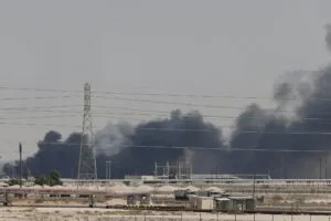 iran attacks us bases gcc countries 2026 03 02