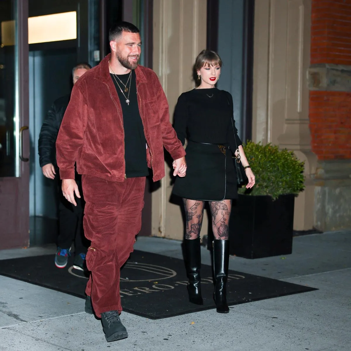 taylor swift travis kelce seen 123795040 f26207