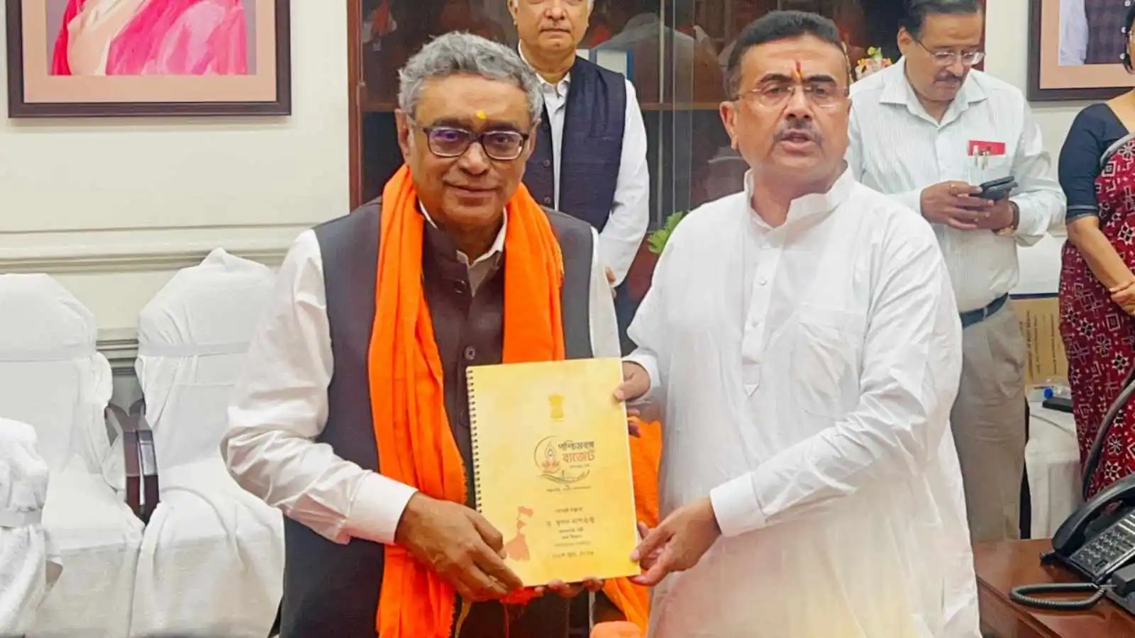 West Bengal Budget 22 june: বড় চমক ২০২৬-এর রাজ্য বাজেটে, এক নজরে অর্থমন্ত্রী স্বপন দাশগুপ্তের প্রধান ঘোষণাগুলি